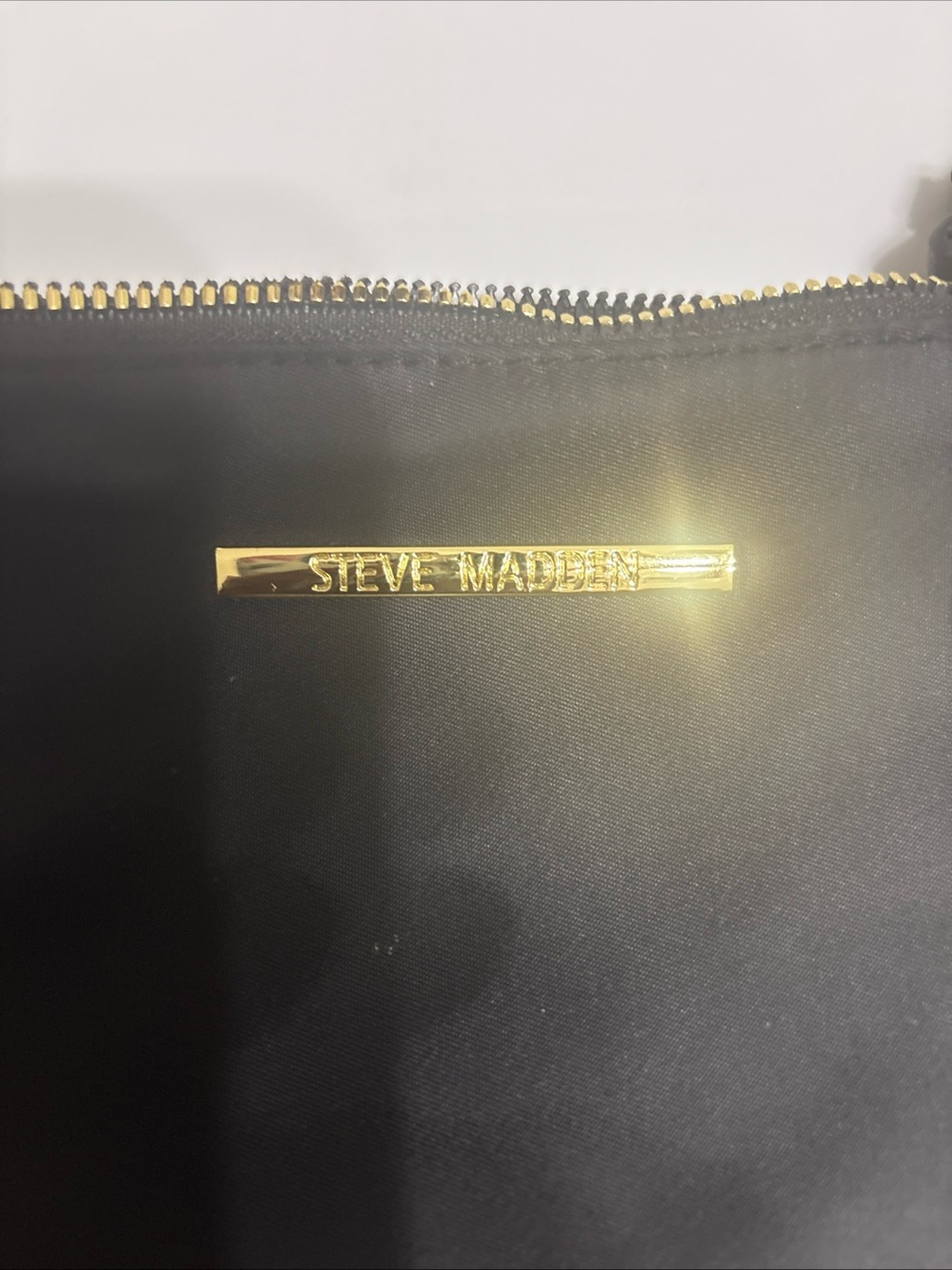 Wristlet - Picture 3 of 6